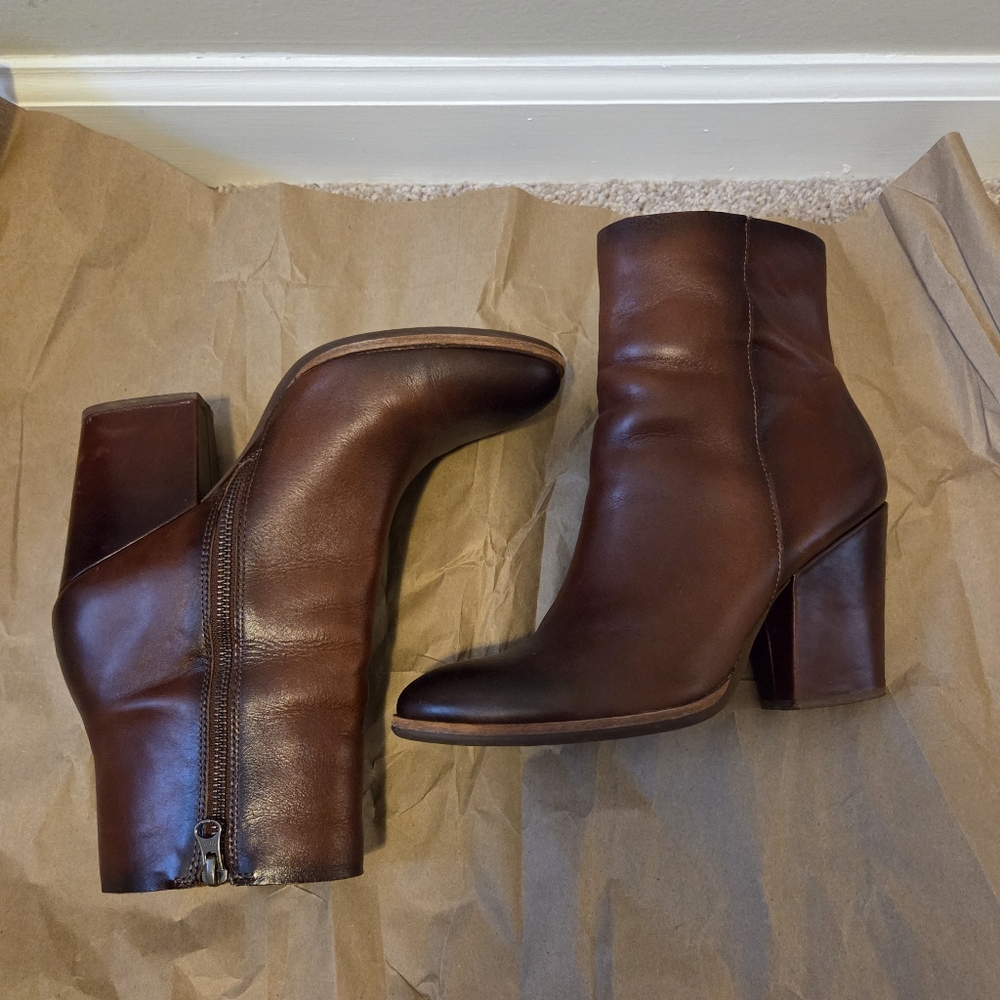 Kork-Ease Brown Leather Ankle Booties Size 10 - Picture 3 of 13